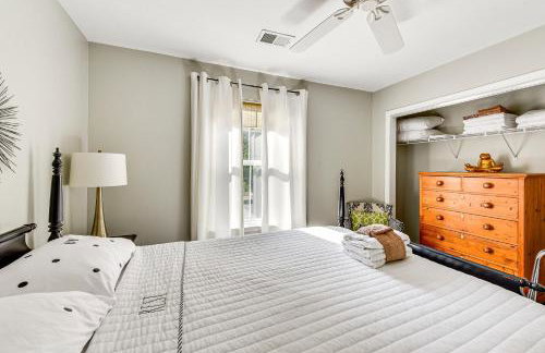 1 Mi to Old Town Cheerful Bluffton Townhome! - Photo 17