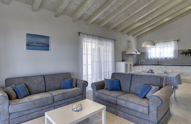 Modern Villa Histria With Pool and View - Photo 11