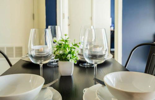 Modern 2BD - CDT - Gym, Pool, Parking - Sleep 8 - Foto 32