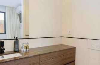 Liiiving in Porto - Pool Paradise Apartments - Foto 70