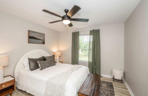 Poolside Paradise Near the Ark - Foto 76