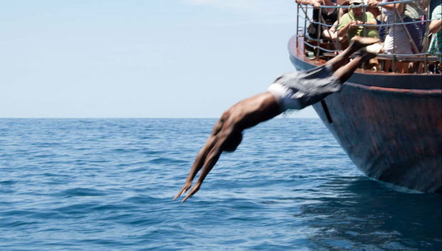 Une baignade en haute mer