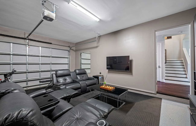 Luxury Tampa Home w/ Pool, Jacuzzi & Amenities - Foto 20