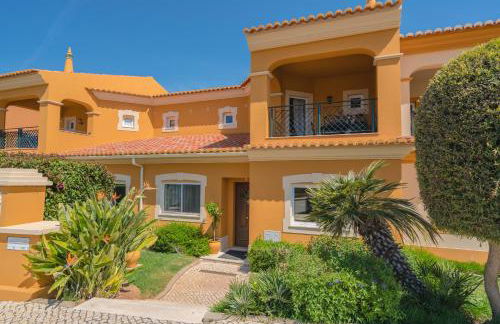 Beautiful Villa on Boavista Golf Resort - Daily Service & Spa Access - Foto 38