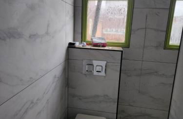 Main Wasall High Street flat above shop - Foto 3