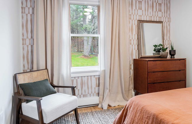 Charcoal Chalet by Avantstay A+ Design w/ Firepit - Foto 16