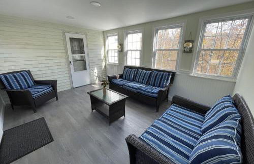 Spacious, Sunny Lake House! Close to ski trails. - Foto 5