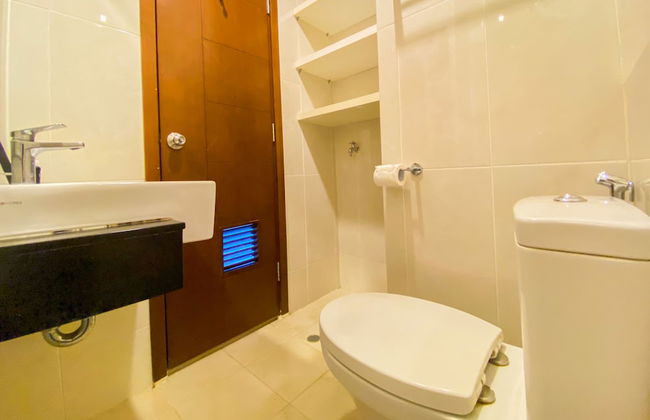 Nice And Strategic Studio Apartment At Capitol Park Residence - Photo 12