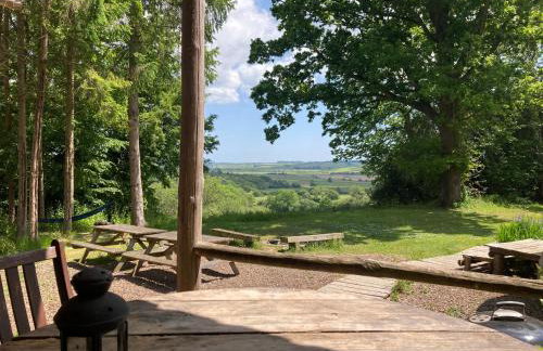 Barefoot Yurts - Photo 7
