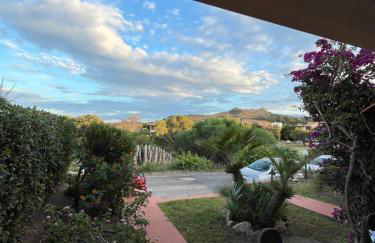 Villetta MP casa sviluppata su due piani con doppia veranda e parcheggio privato - Foto 8