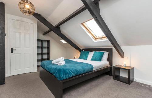 Spacious 4BR Home in Gateshead Sleeps 8 with FREE Parking - Foto 4