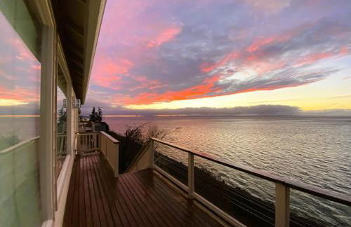 Stunning House with Views of Puget Sound! Ideal for Family Reunions - Photo 126