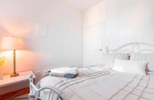 Prime Location Upper Manhattan Furnished Apartment - Foto 5