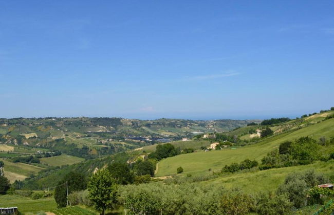 Serene Apartment in Ascoli Piceno with Hot Tub - Foto 33
