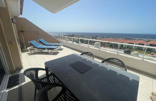 Stunning 2 bedroom apartment with full view of the sea and marina , full sun - Foto 18