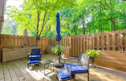 18 Mi to Atlanta Family Retreat with Patio - Foto 3