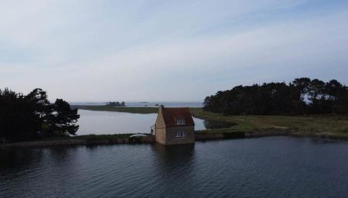 Reposant, Calme, Vue Mer imprenable à 2 m de l'eau, Petit Port Typique Breton - Foto 4