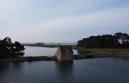 Reposant, Calme, Vue Mer imprenable à 2 m de l'eau, Petit Port Typique Breton - Foto 4