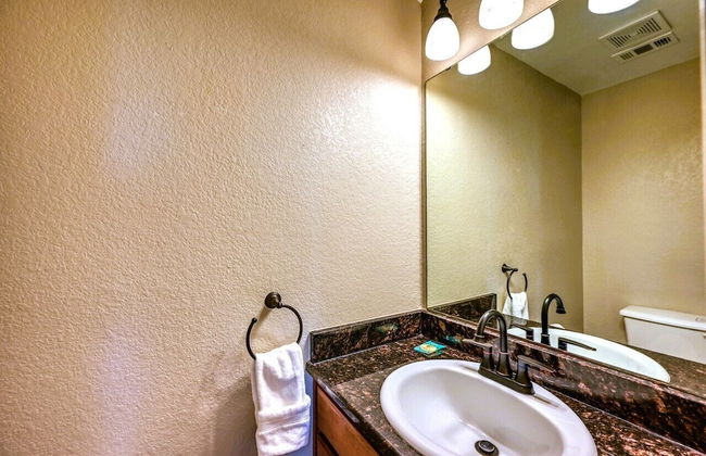 Luxury Home! - Pool - Fire Pit - Near Canyon Lake! - Foto 18