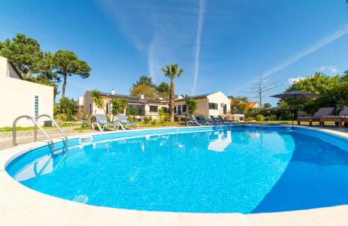 Villa Praia e Floresta - Foto 1