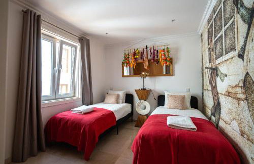 HENRI'S APARTMENTS - Pateo de Santo António - Foto 13