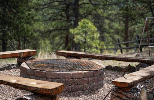 Off Grid Cozy Private Cabin - Foto 33