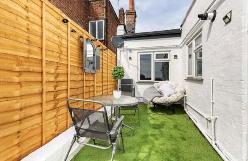 Luxury 3-Bed Apartment Near To London With Parking - Foto 3