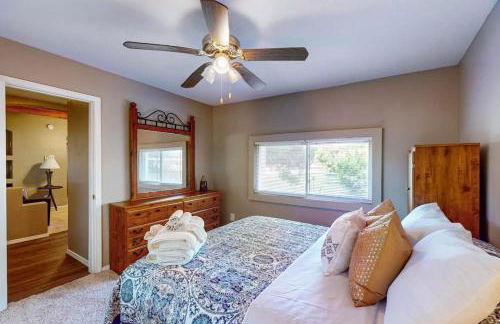 2 Bed 1 Bath with fully Stocked Kitchen - Foto 6