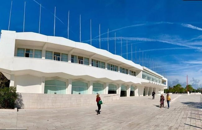 Villa Venice Movie - Photo 55