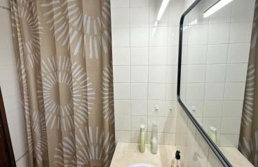 Apartamento en la Escala con piscina y parking - Photo 38