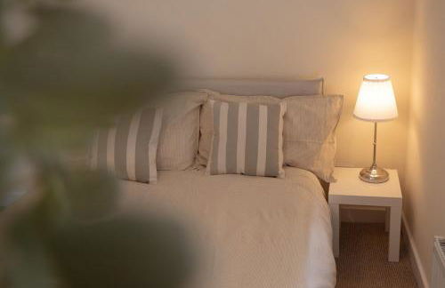 Cottage in Central Burbage Leicestershire - Photo 43