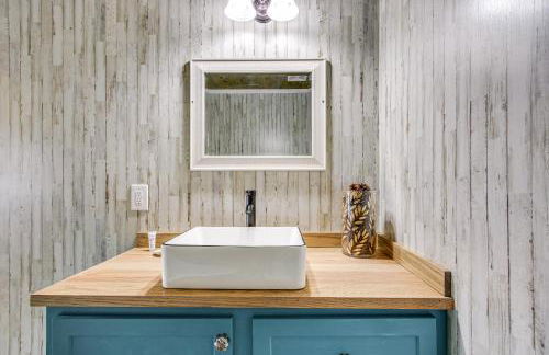 Cozy Mississippi Cabin with Covered Porch and Grill! - Foto 15