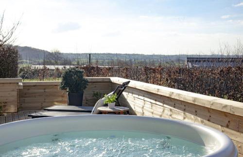 Peppers Lodge, Hot Tub, Woodburner - Foto 1