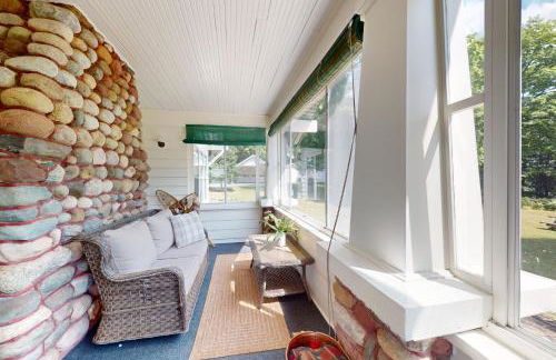 Flagpole Point - Photo 10