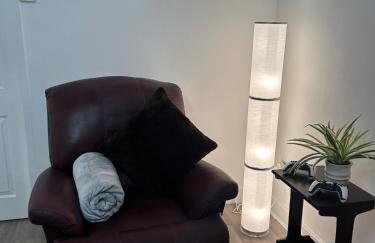 Peaceful 2-Bed Bungalow with Garden & Parking in Bramley Village, Rotherham - Foto 46