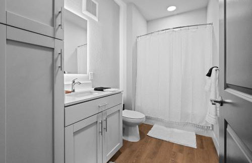 1BR Retreat Near Walmart Campus & AMP U of A - Foto 26