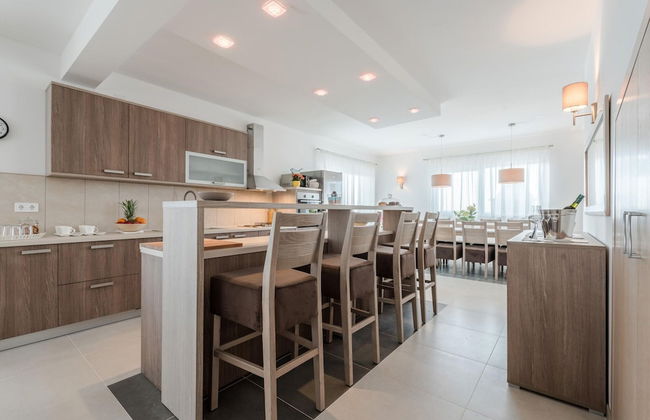 Stylish Villa With Private Pool and Terrace - Foto 8