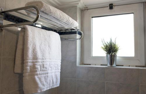 Mother's House - Photo 30