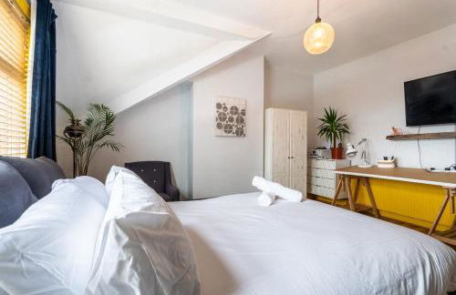 Vibrant 3 Bedroom Art Duplex Spacious & Unique - Foto 27