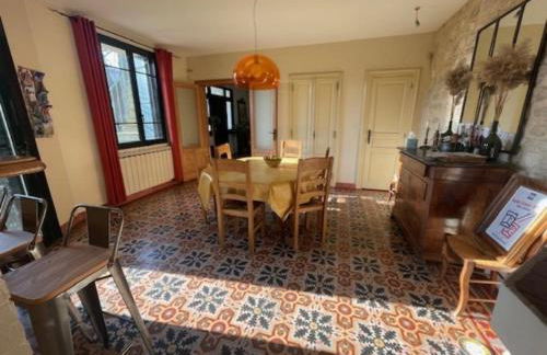 Villa Impressionniste - au coeur de Montpellier, villa 290 m2, jardin tropical, piscine, cuisine extérieure - Foto 18