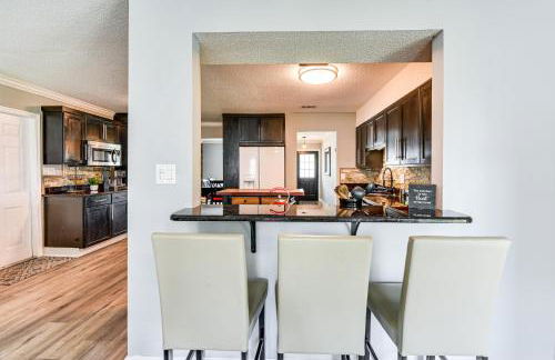 Fort Walton Beach Home with Grill 4 Mi to Beach! - Foto 7