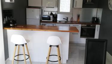 Kerguil-hanna agréable et familiale, 4 pers, piscine privée du 15 juin à mi-septembre - Foto 5