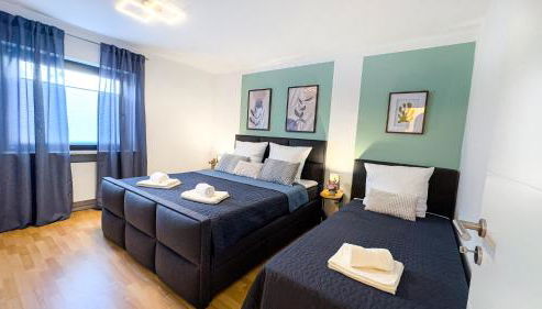 Charmantes 3-Zi-Apartment am Schlössle in Lechhausen-Garage-Balkon-Küche-Smart TV - Foto 3