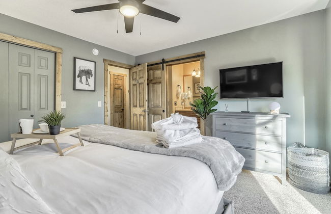 Cedar Chalet - Photo 6