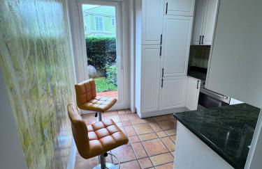 Fabuloso Bajo con Jardines - Foto 12