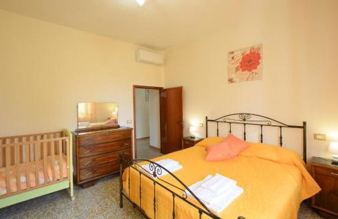 4 Bedroom Amazing Home In Cortona - Foto 42