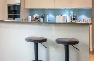 Westminster 2 bed 2 bath apartment with Air-Con - Photo 22