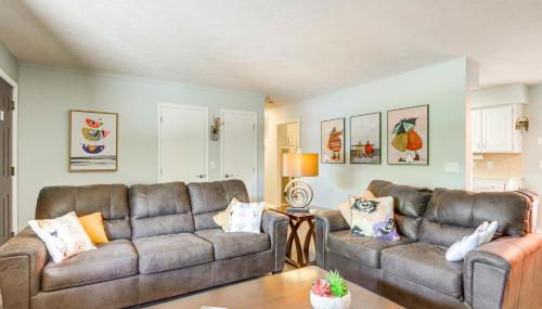 Hot Tub and Fire Pit Holiday Island Getaway! - Foto 4