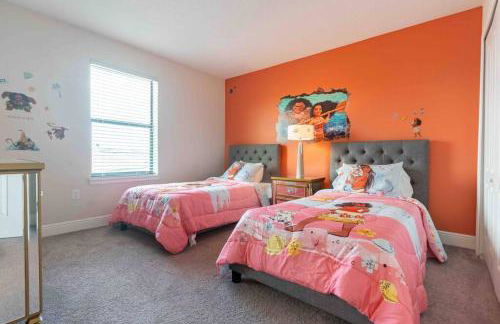 SPACIOUS 6bdrm Villa near ALL the attractions!! - Foto 20