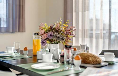 Apartment C1 "Zwei Schlafzimmer, zwei Bäder & Südterrasse mit Blick ins Grüne" im "Pine Hill Resort" - Foto 3